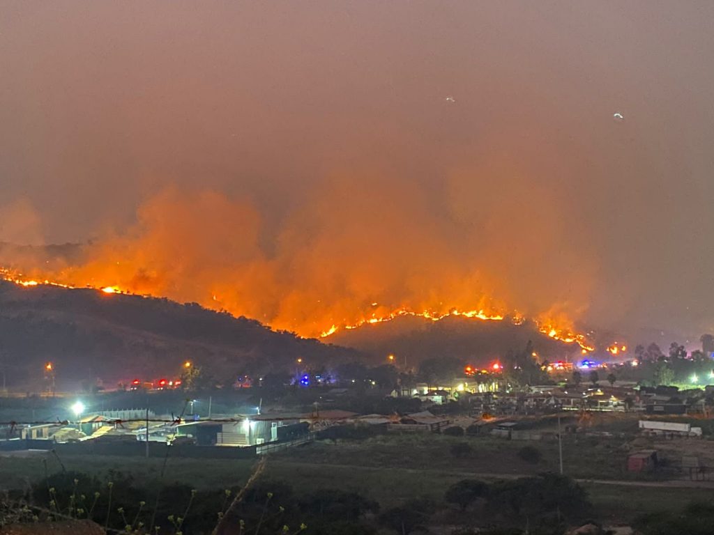 800 hectáreas y 7 lesionados en incendios de Limache