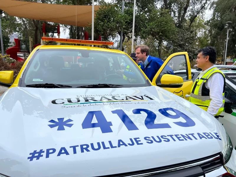 CURACAVÍ ESTRENA DRON DE VISIÓN NOCTURNA Y COMISARÍA MÓVIL PARA PREVENIR DELINCUENCIA